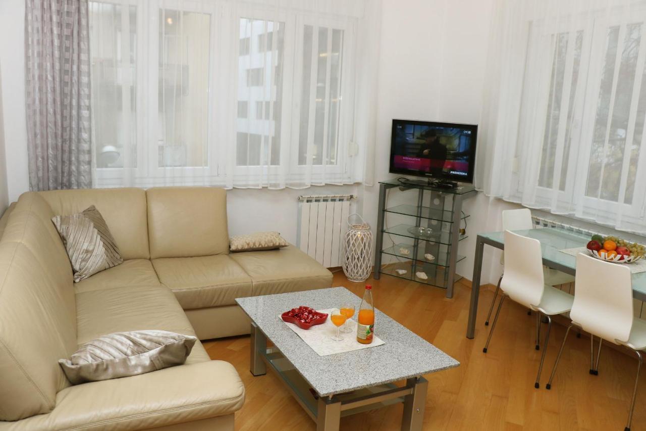 Apartment Elena 1, Zagreb City With Garage Exterior foto